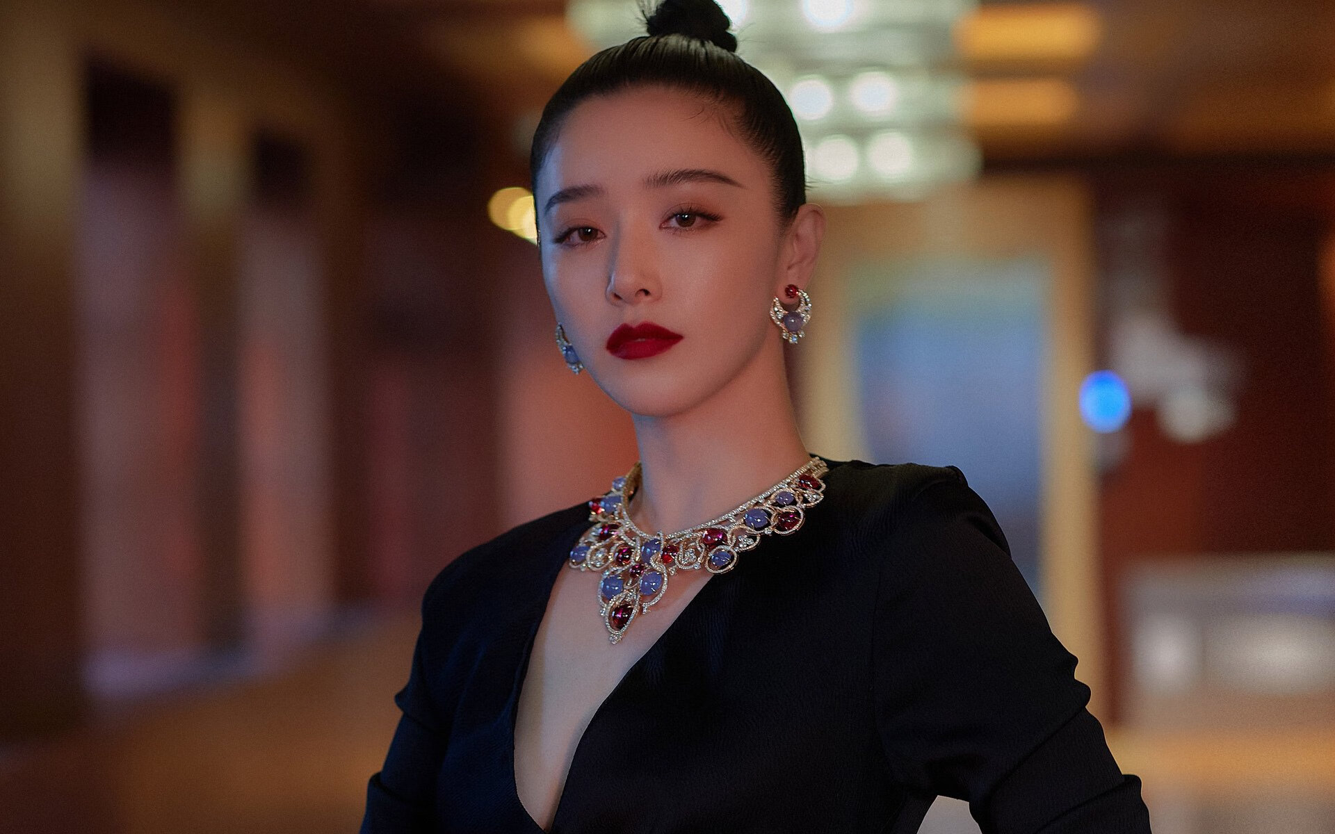 女子仰泳赛场澳洲稳占先机,澳大利亚女子200米仰泳记录