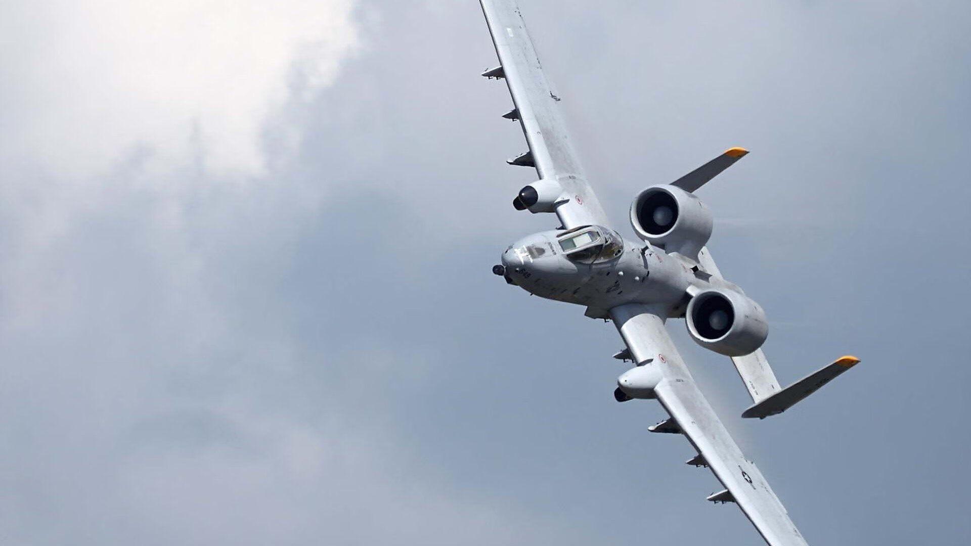 爱游戏体育-简：无论速度、技巧还是决策，他的全能为全黑队注入无限动力