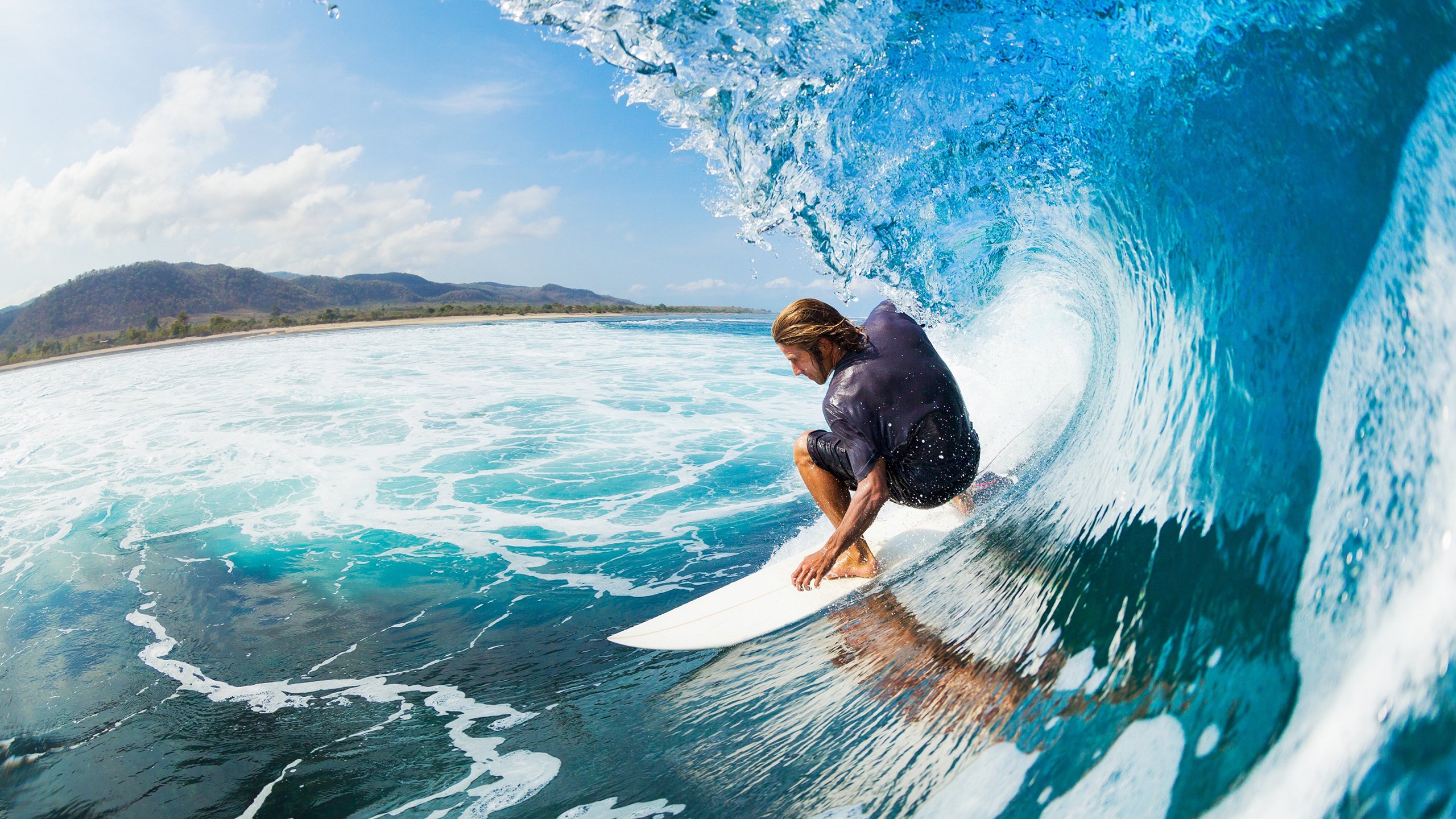 AIYOUXI.COM-“高原极速：雪山顶端的生死搏杀”，高原 雪山